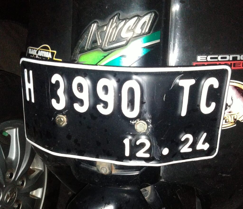 plat nomor