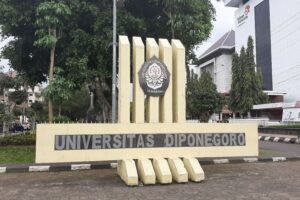 universitas diponegoro