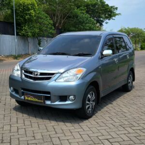 Toyota Avanza 2010 | Info Jateng Pos