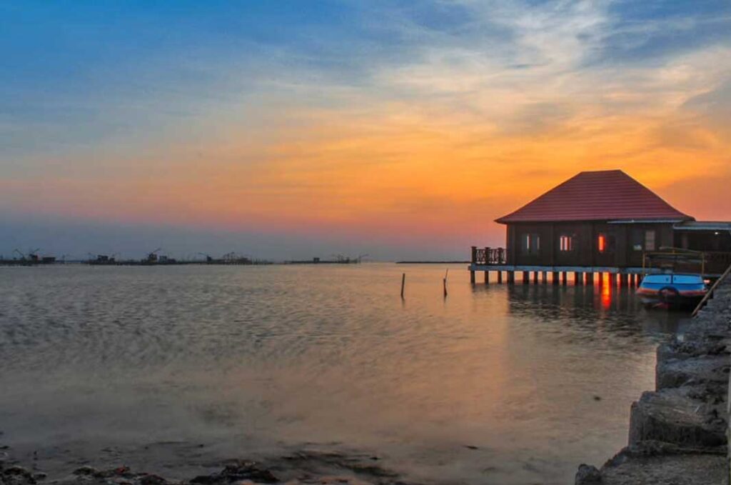 Pantai Morosari | wisata di demak yang lagi hits
